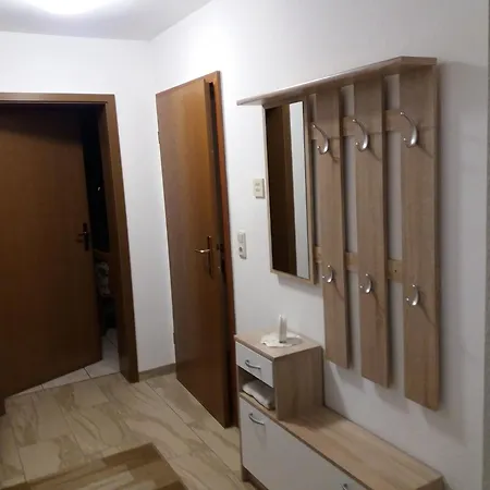 Appartement In Fischbach Mit Terrasse, Garten Und Grill Waltershausen